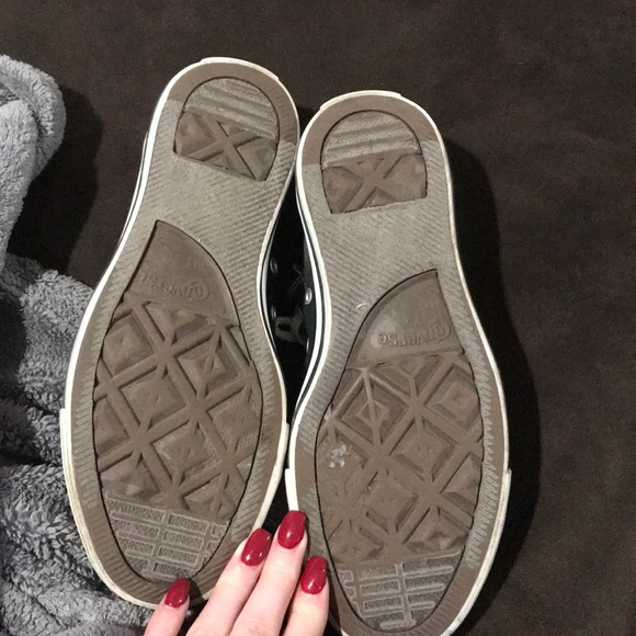 Converse women’s size 7 - Picture 6 of 6